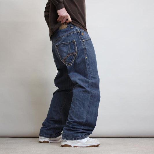 Embroidered Rocawear jeans W38 L32