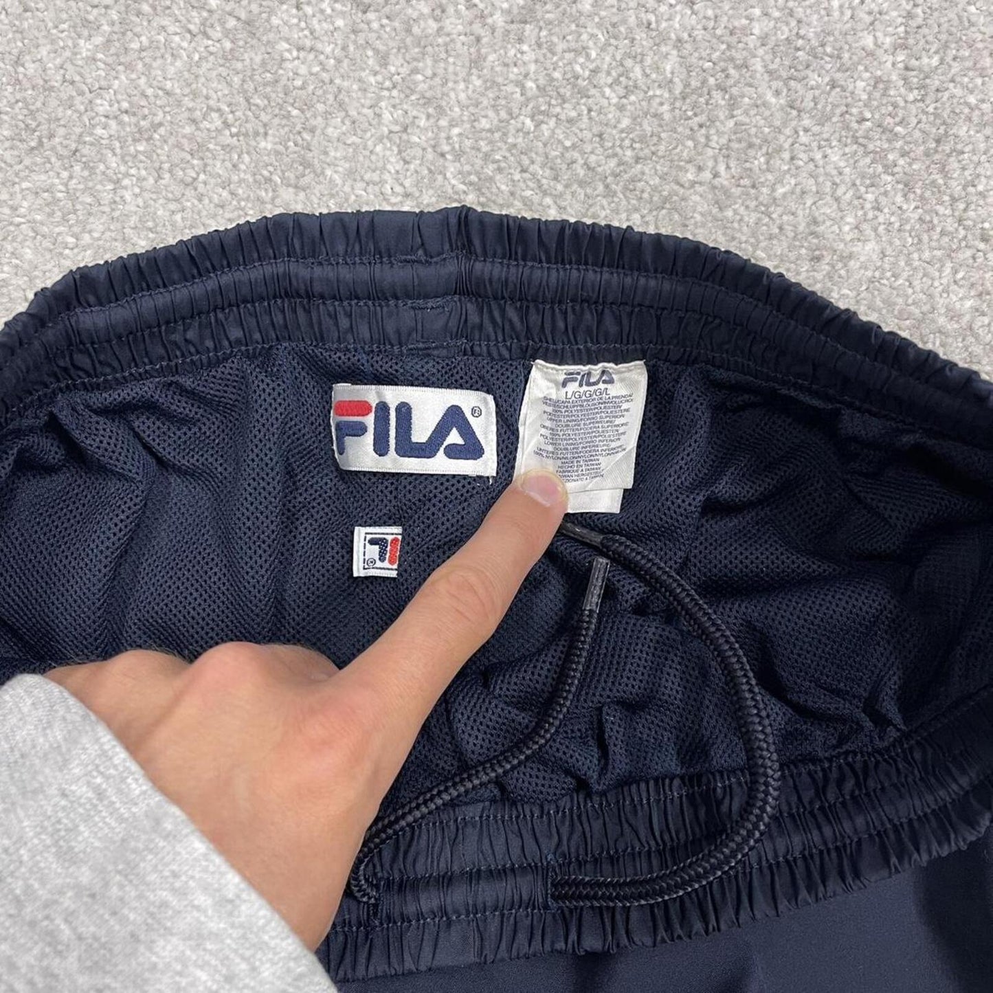 Y2K FILA tracksuit bottoms navy Loose embroidered lined side stripe track pants