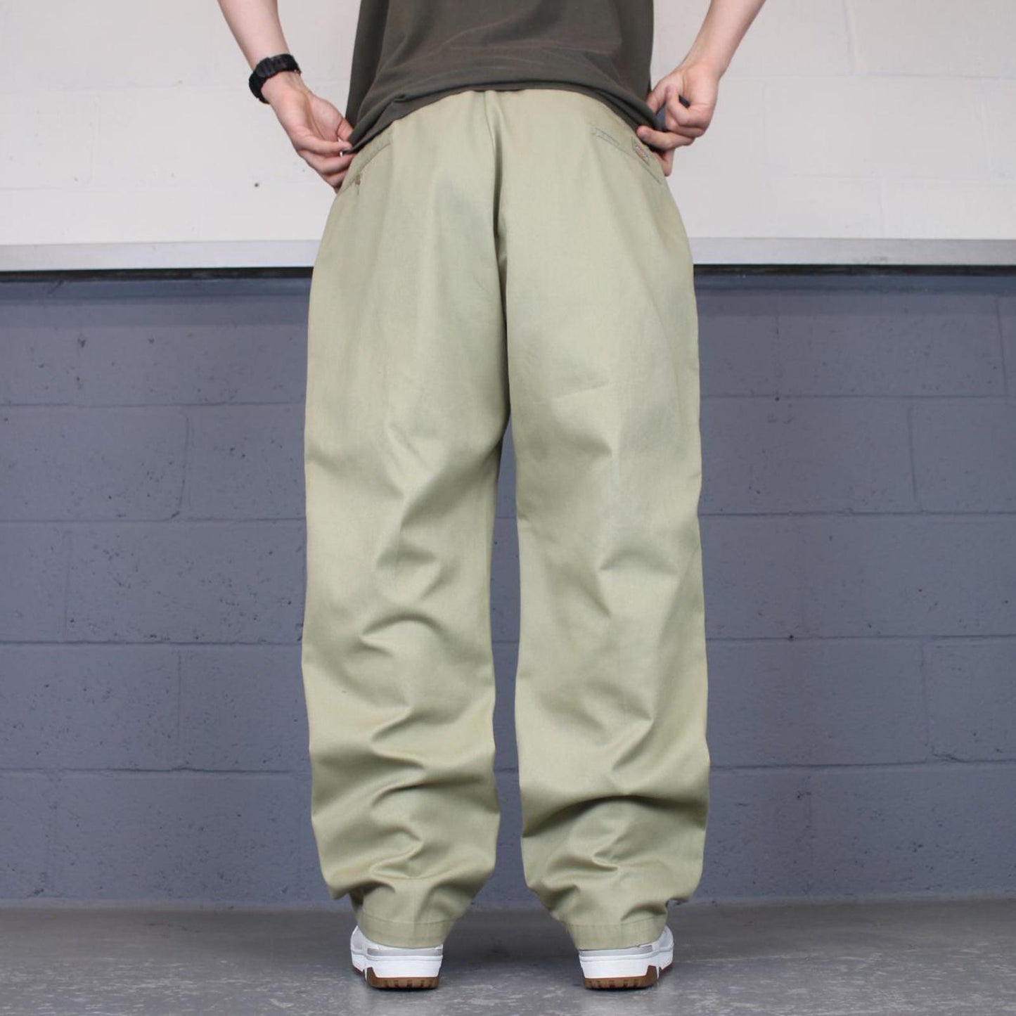 Dickies trousers W42 L30