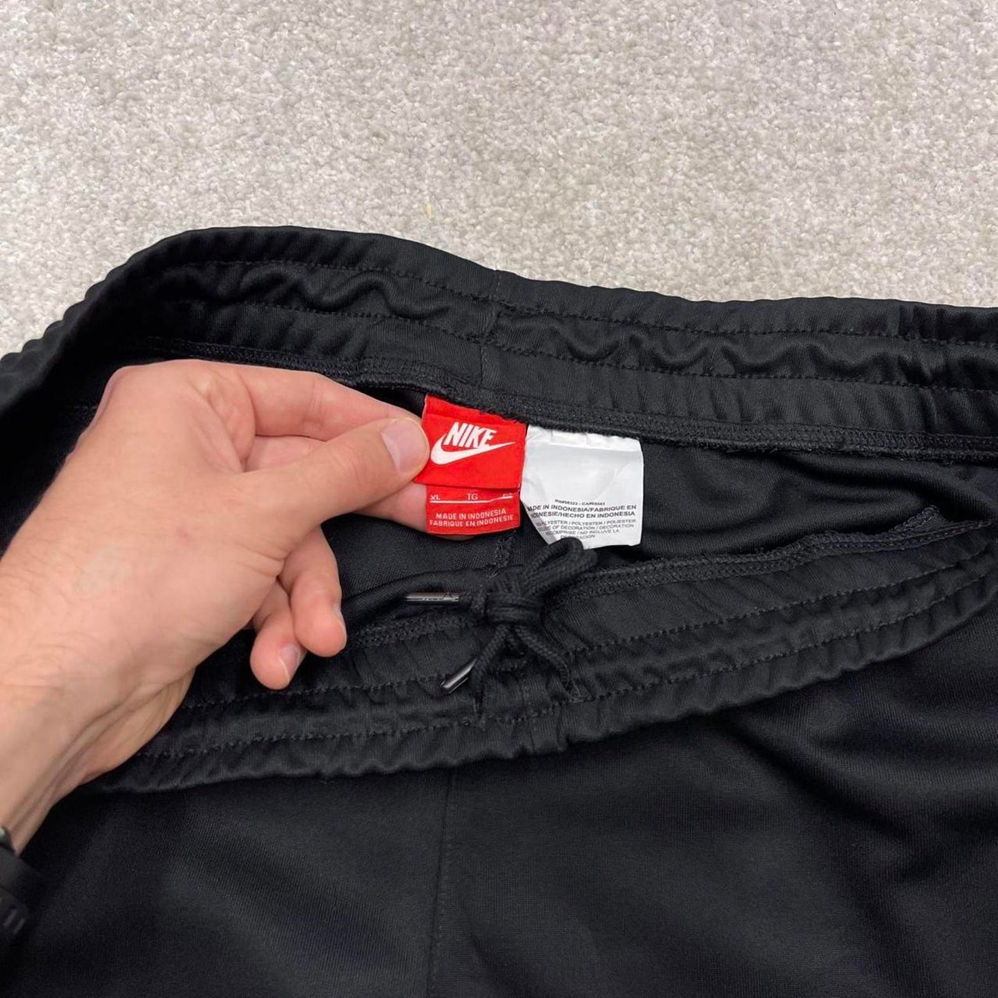 Black Nike trackies XL y2k style joggers print Swoosh logo gym wear track pants