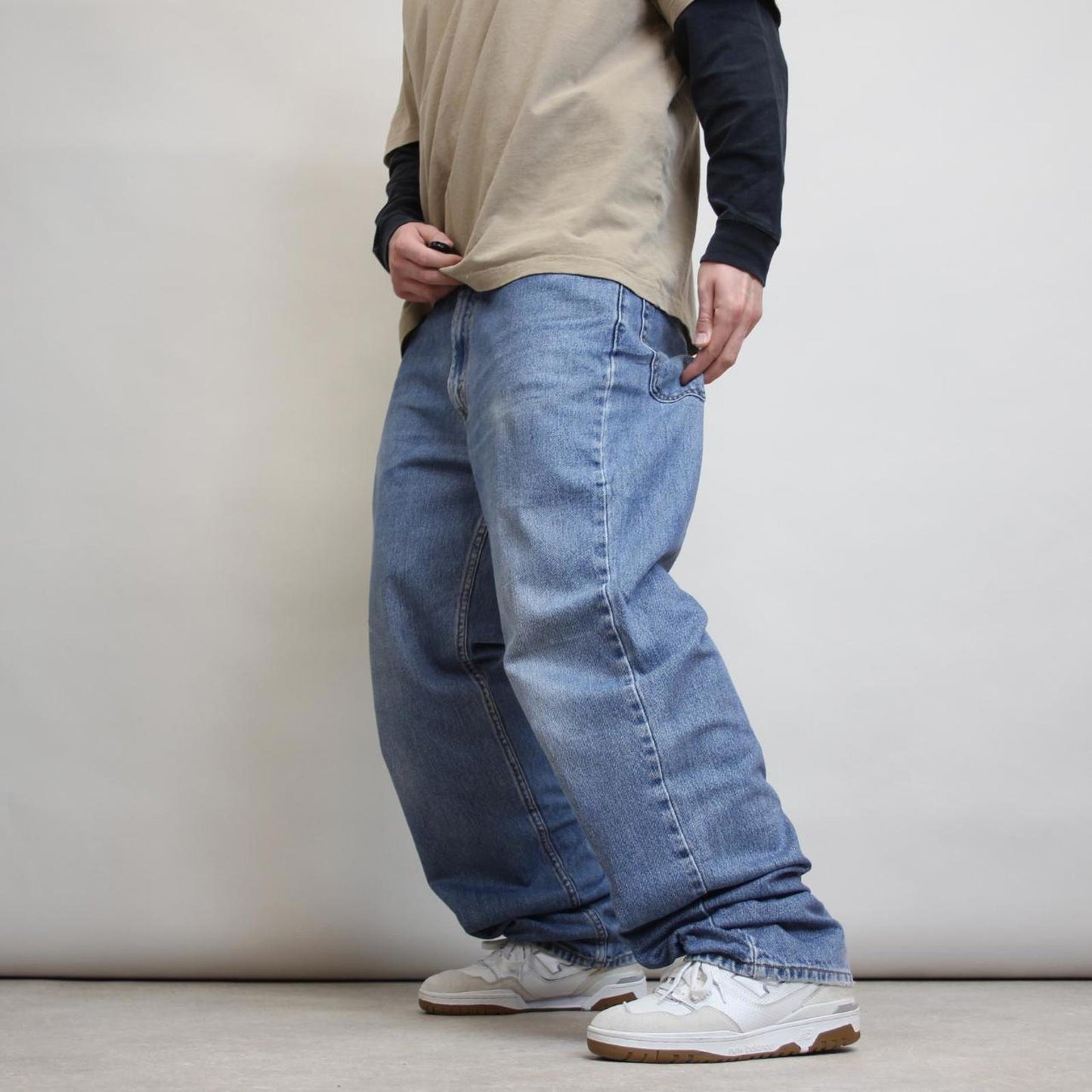 Mens Levis jeans W38 L34