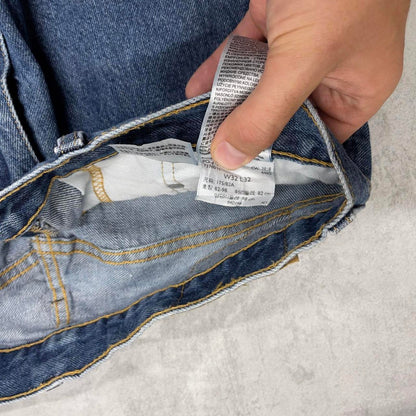 Blue Levis 505 jeans W32L32