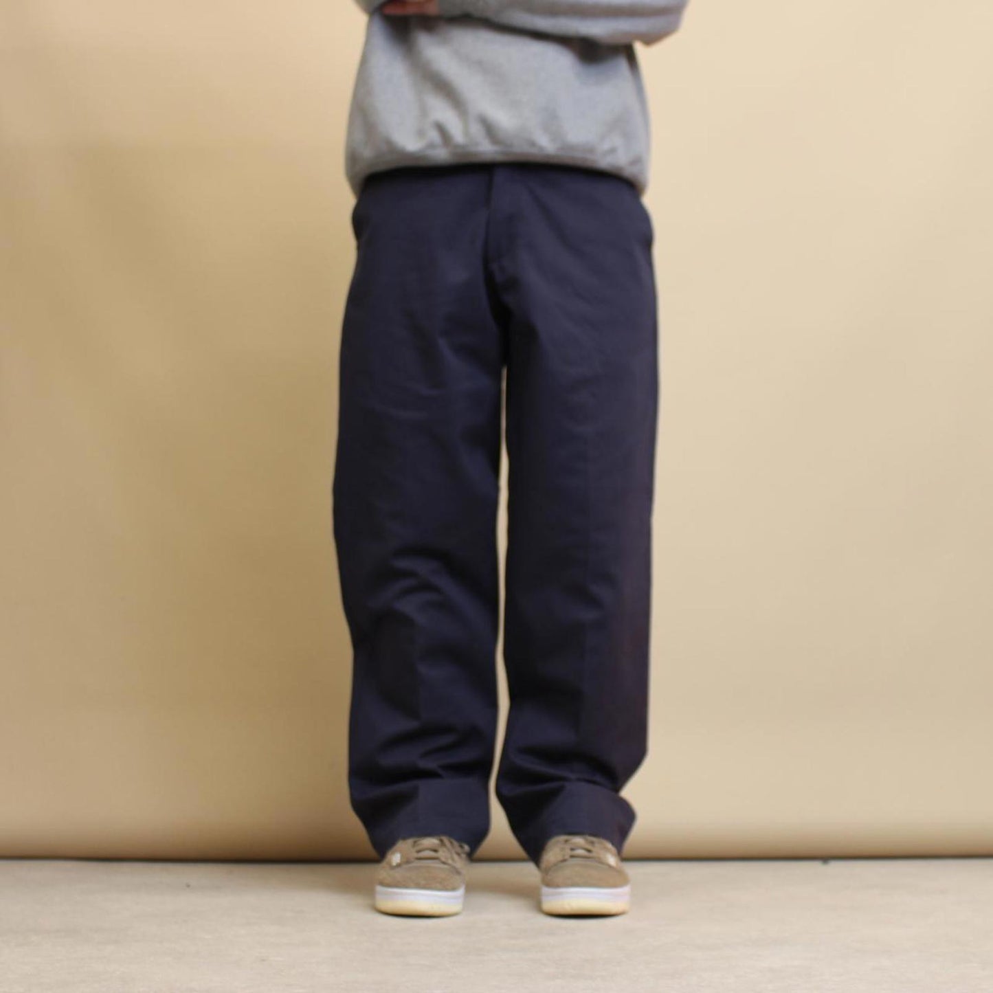 Navy Lee trousers W33L30 twill chino style skater pants