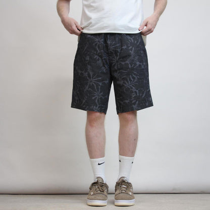 Mens Levi’s shorts W38