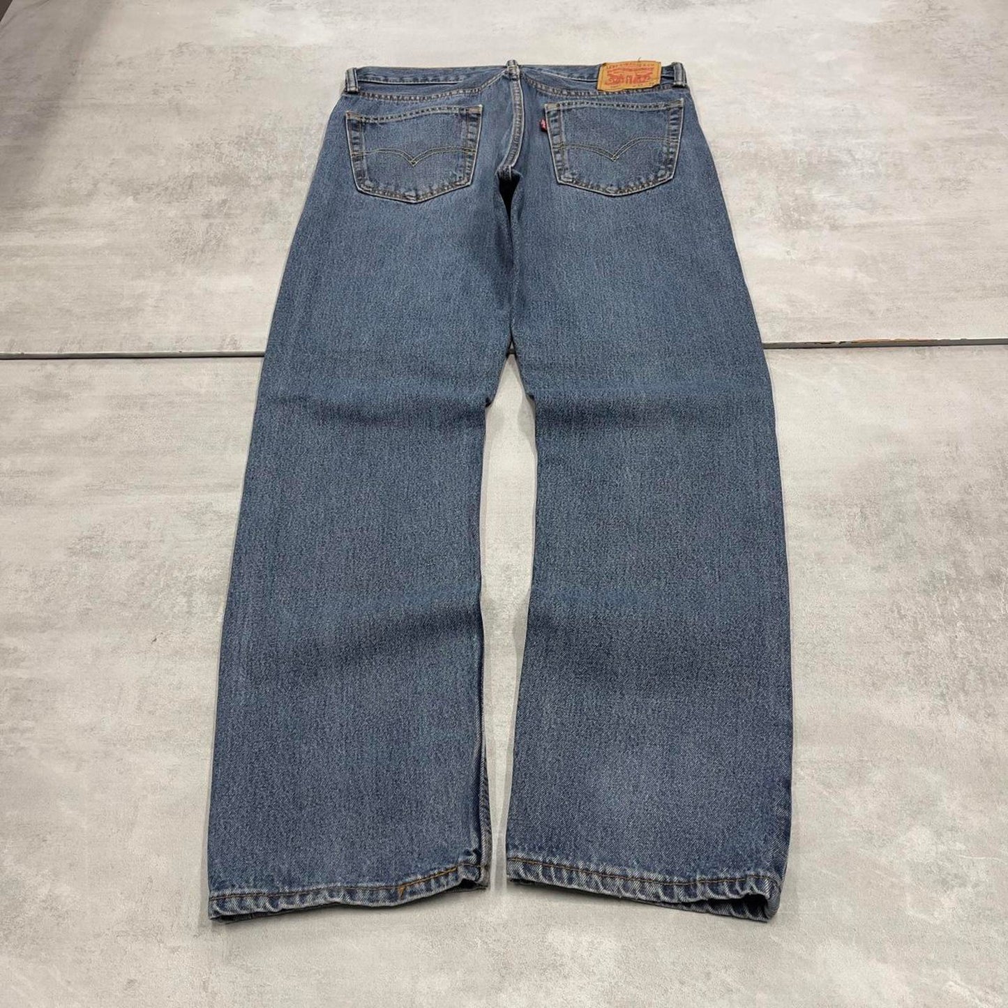 Blue Levis 505 jeans W34L32 blue straight leg y2k style pants red tab logo