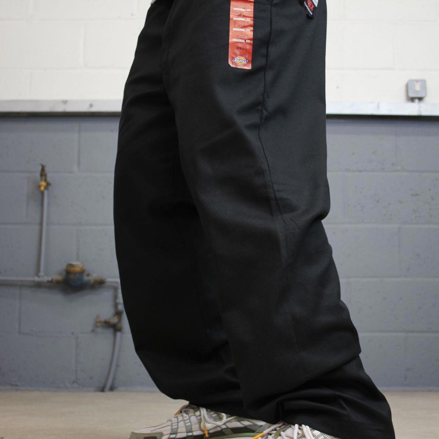Baggy Dickies 874 pants W42 L30 black loose twill chino style skater pants