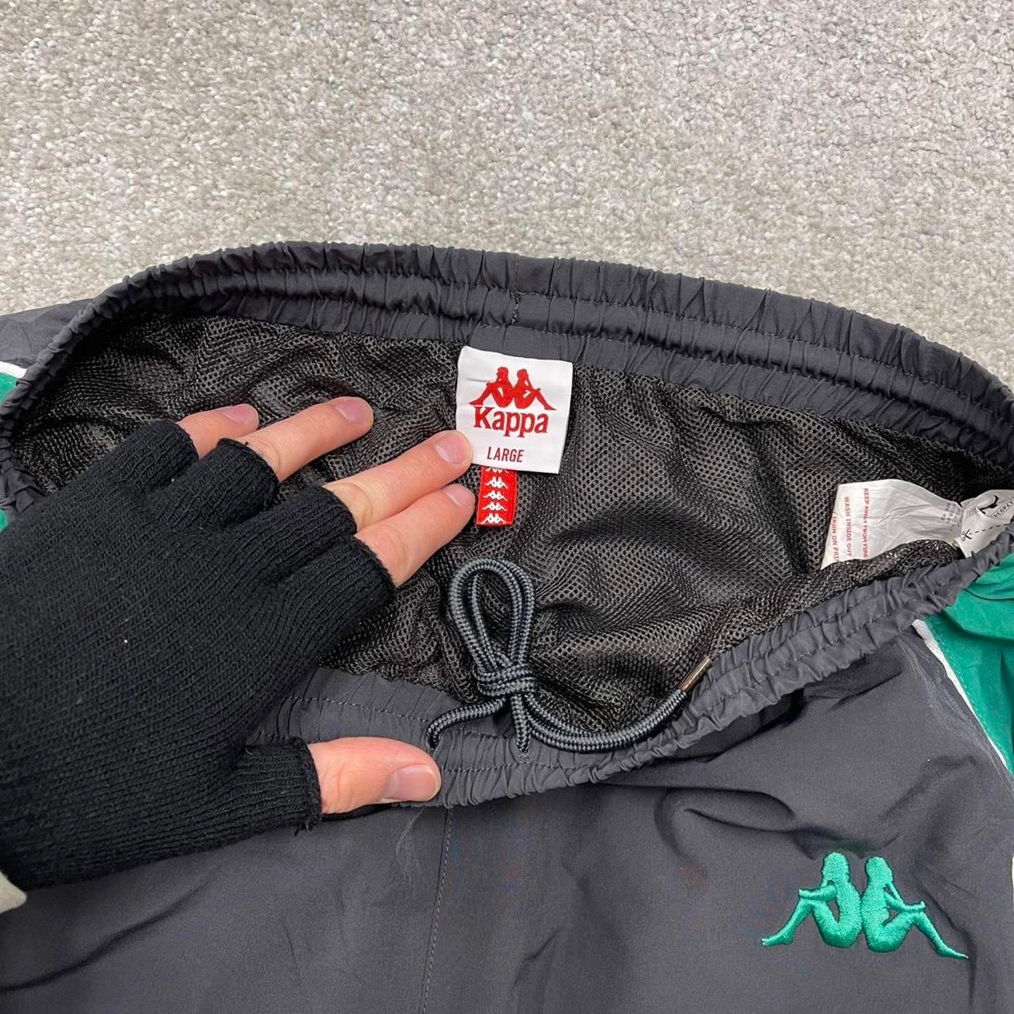 Vintage Y2K Kappa tracksuit bottoms grey green Mesh lined embroidered logo gym loose track pants