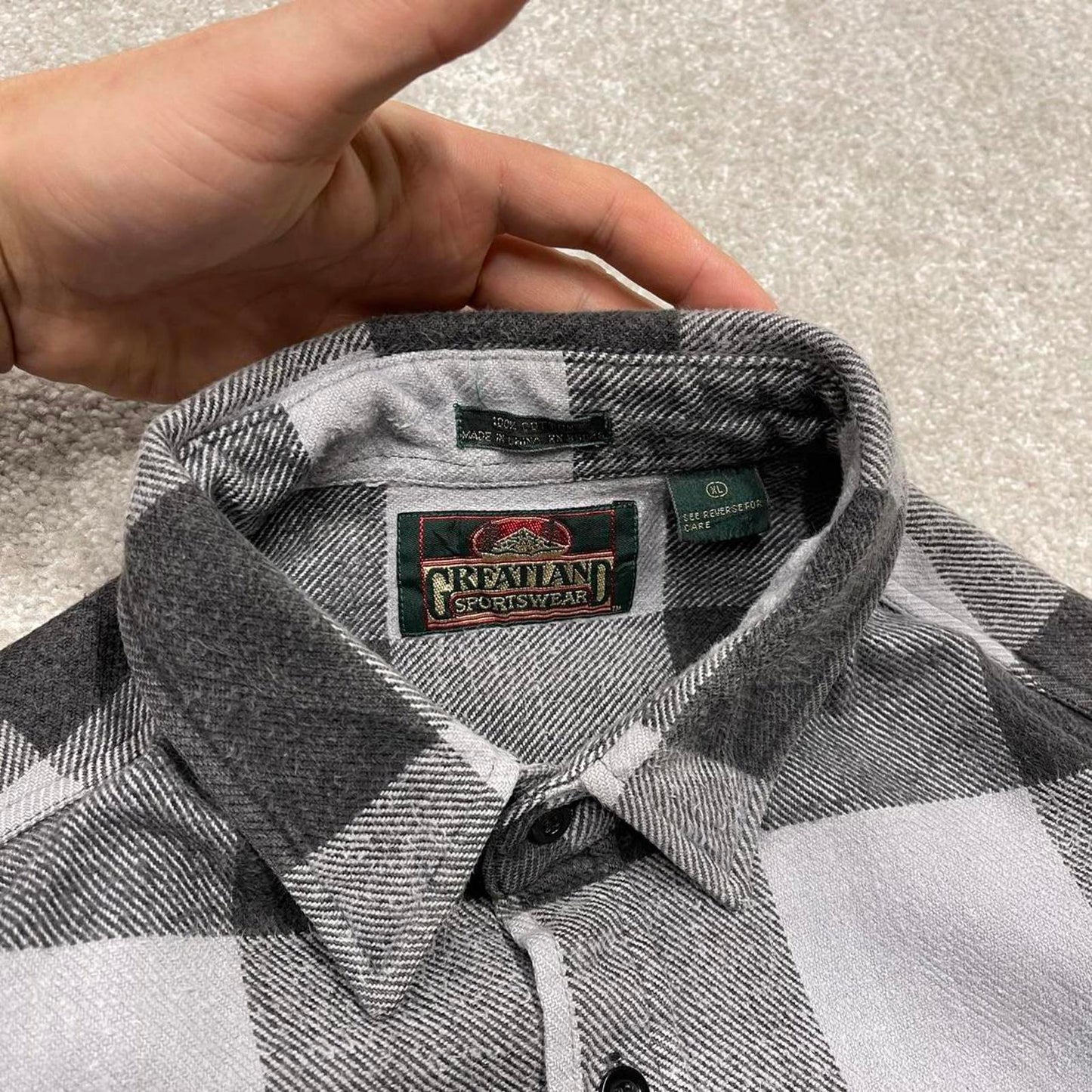 Checkered plaid flannel overshirt autumnal XL grey men's long sleeve thick button up y2k style