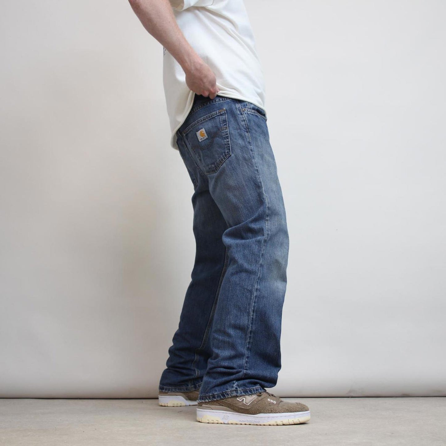 Mens vintage Carhartt jeans W38 L32 relaxed straight denim 90s style jeans