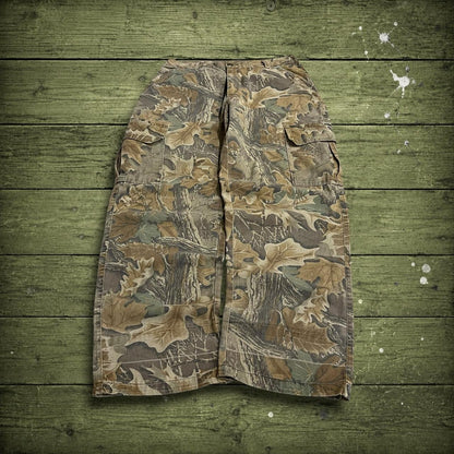 Vintage camo cargo pants y2k utility khaki Spartan Advantage Realtree camouflage hunting cargos