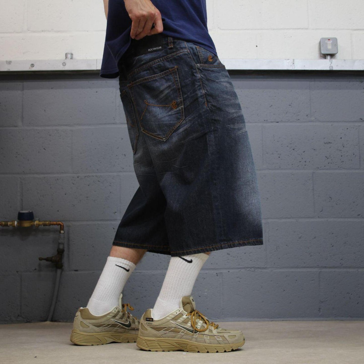 Rocawear baggy Y2K embroidered shorts blue Long leg skater style brand surf jorts