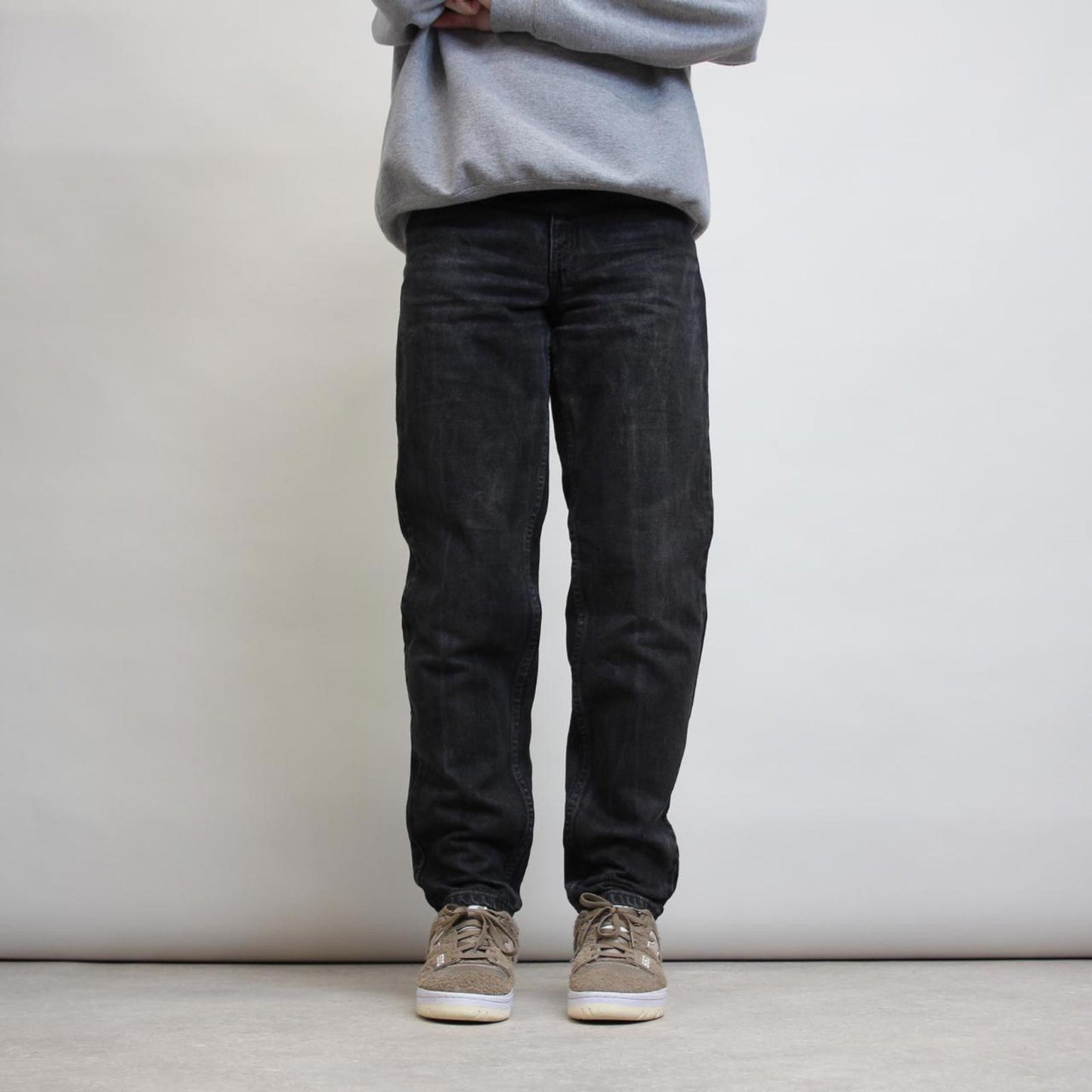Black Levi's 550 jeans UK 9 (W29) denim relaxed fit tapered leg jeans