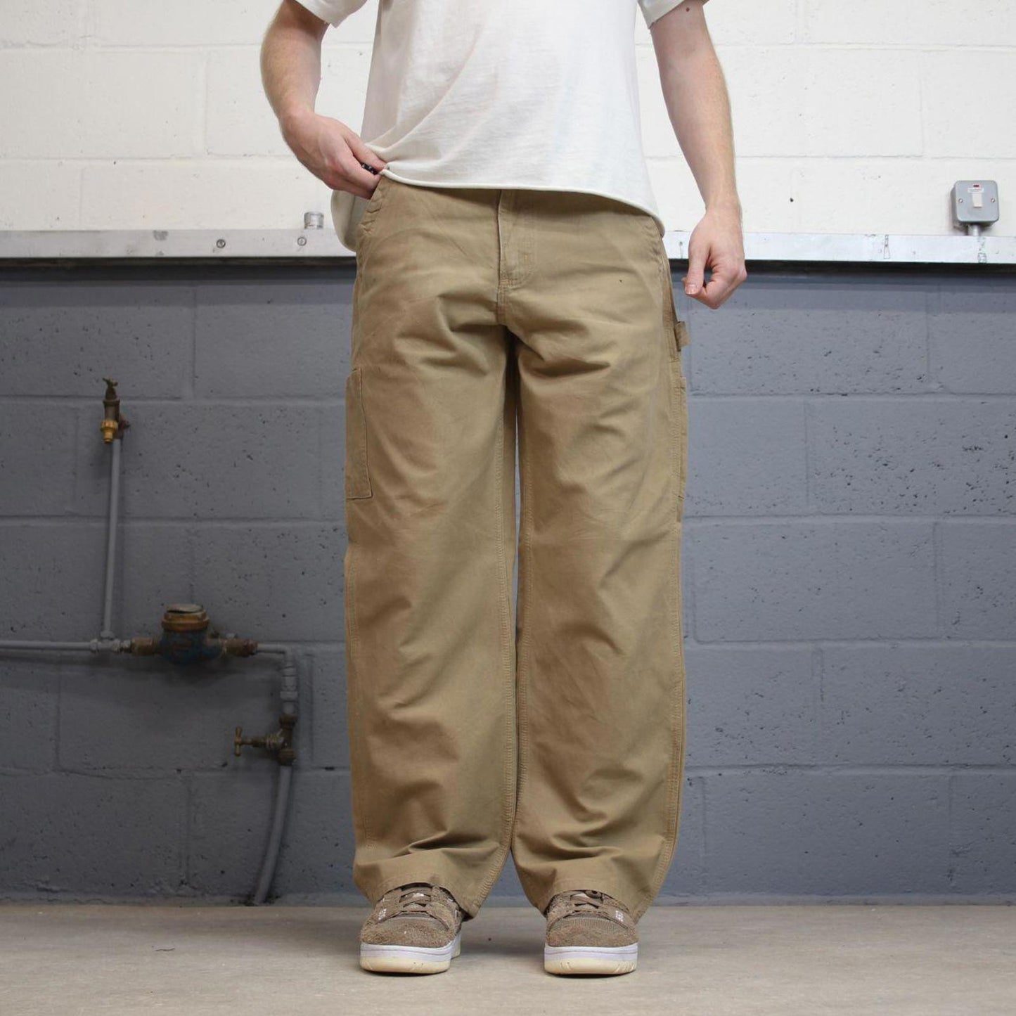 Vintage baggy Carhartt carpenter pants W33L30 90s style loose leg skater cargos