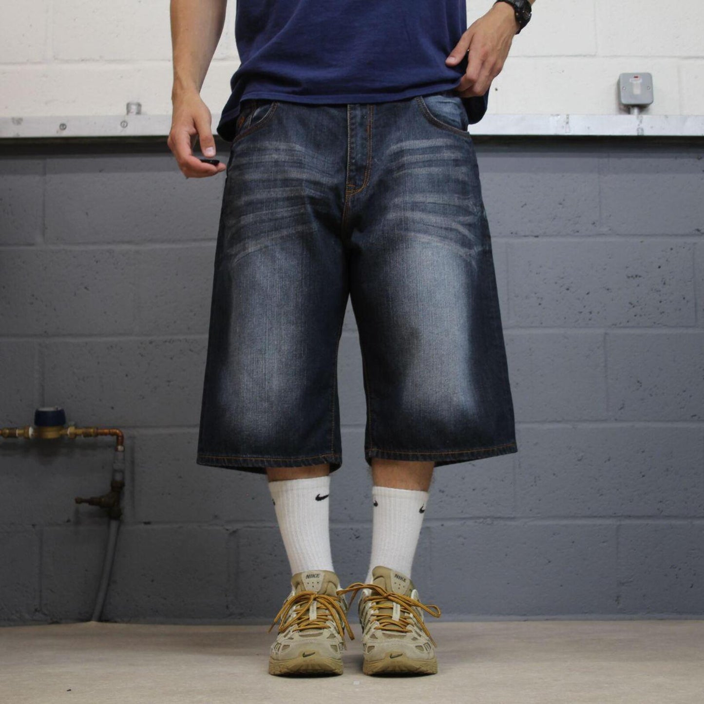 Rocawear baggy Y2K embroidered shorts blue Long leg skater style brand surf jorts