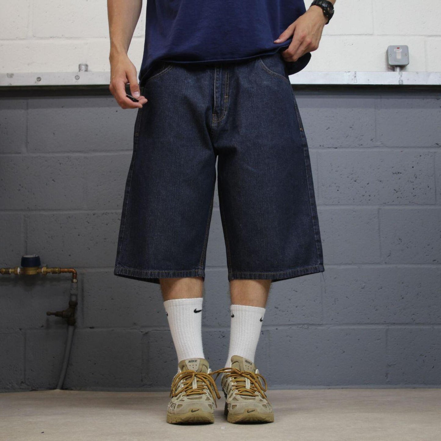 Rocawear baggy denim shorts y2k embroidered navy Long skater surf style jorts