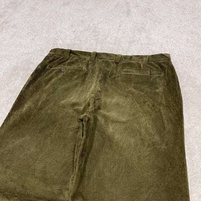 Baggy Orvis corduroy pants W40L31 green wide wale jumbo cord trousers 90s skater style