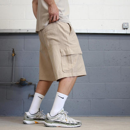 Baggy Tan IZOD cargo shorts W38