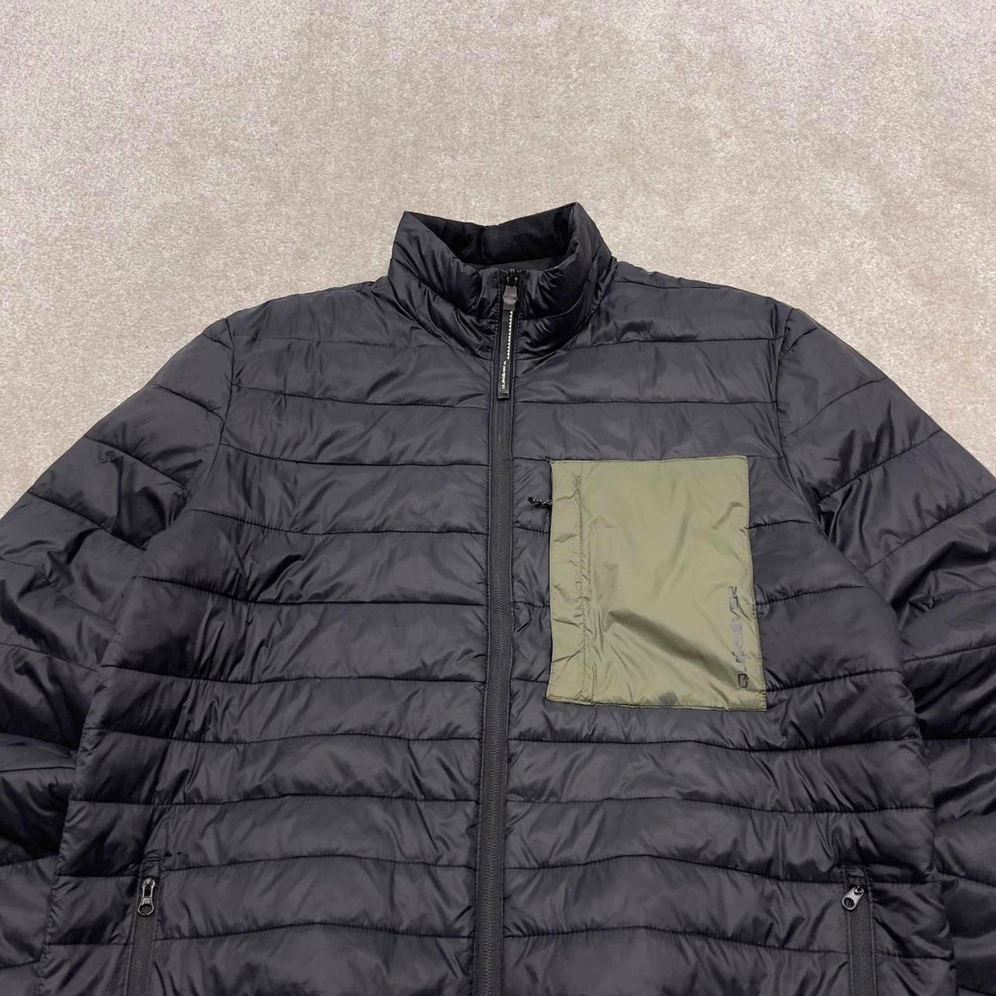 00s Quiksilver technical puffer jacket S men's black y2k style lightweight Packable Stowable coat