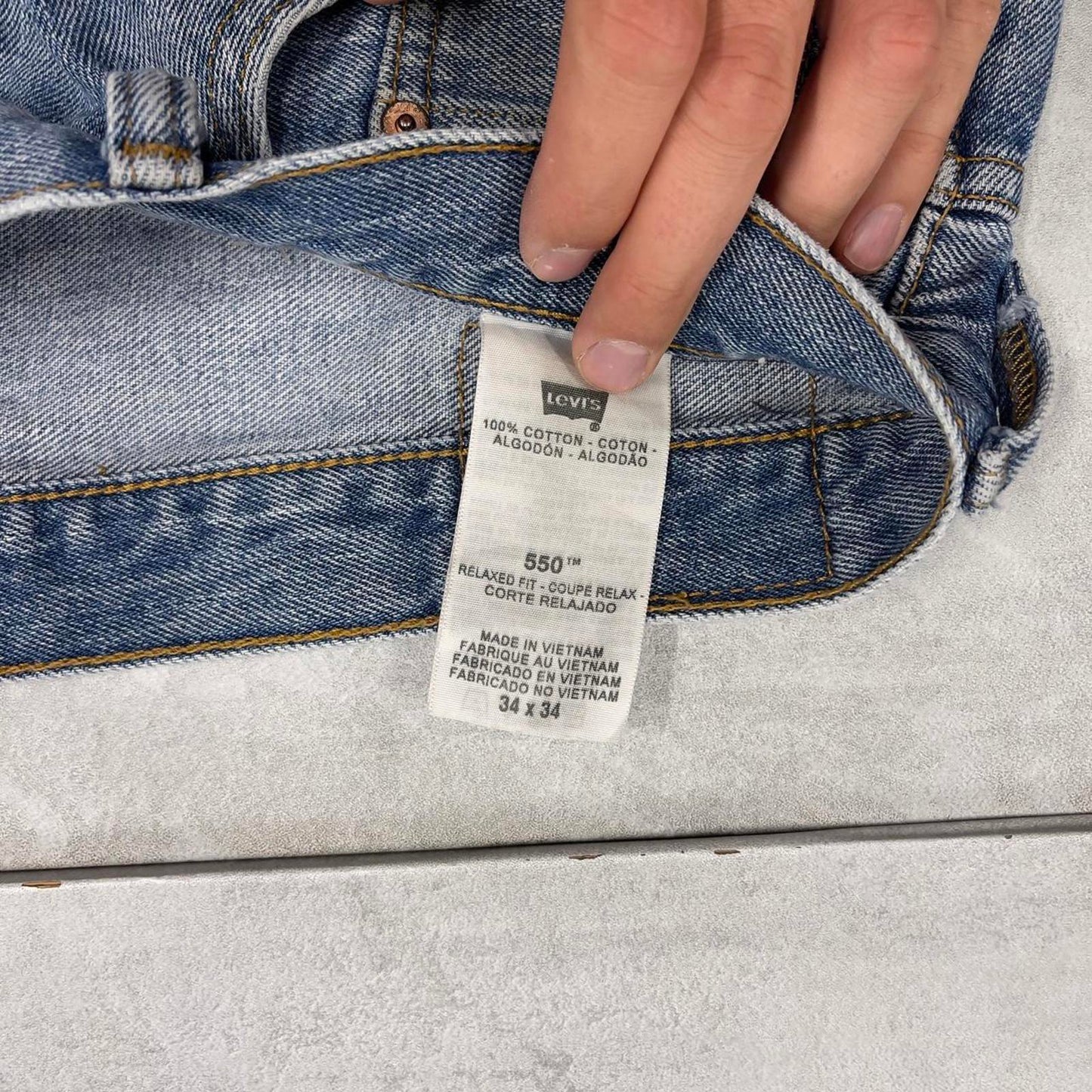 Levis 550 jeans W34 L34 blue loose 90s style skater jeans red tab logo