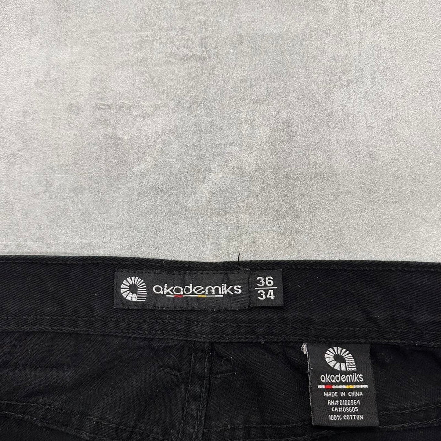 Mens baggy Akademiks jeans W36 L31