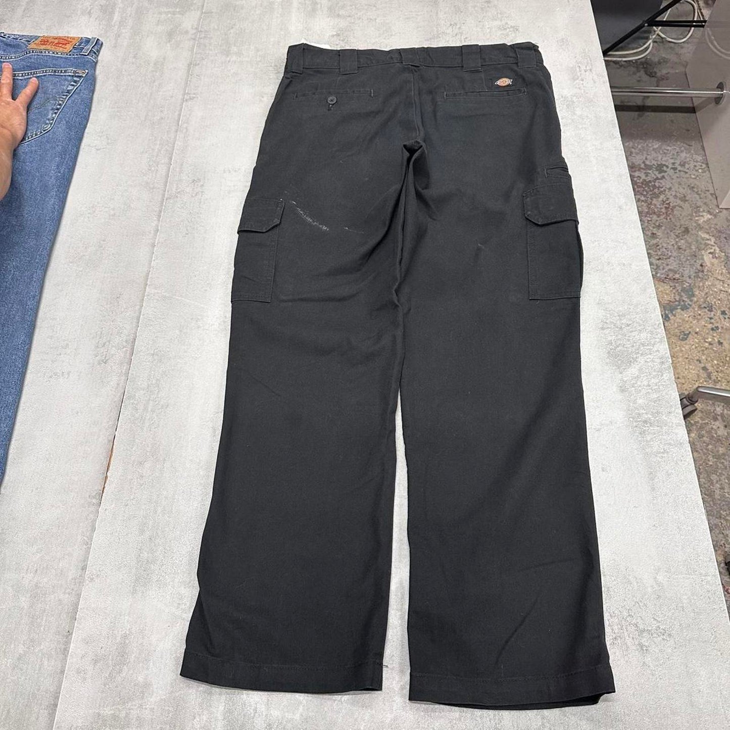 Black Dickies cargo trousers W34L30