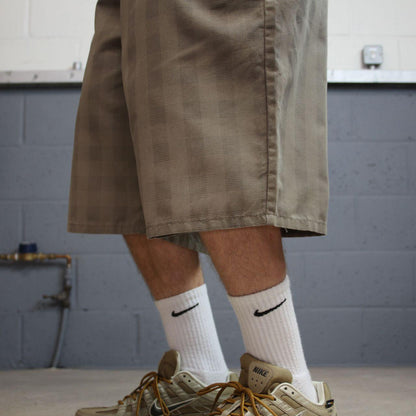 Dickies checkered baggy carpenter shorts khaki Loose long leg skater / surf check shorts festival