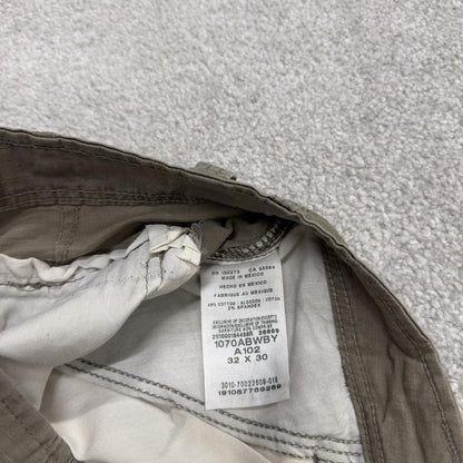 Wrangler cargo pants y2k khaki W32L30 Straight leg relaxed skater work pants
