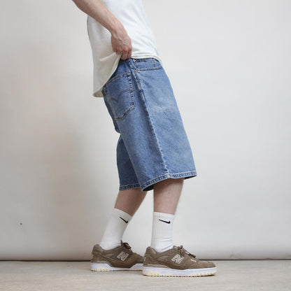 Baggy fit Levis jorts W34