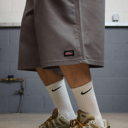 Dickies baggy shorts chino carpenter grey Twill chino skater style shorts loose cargo