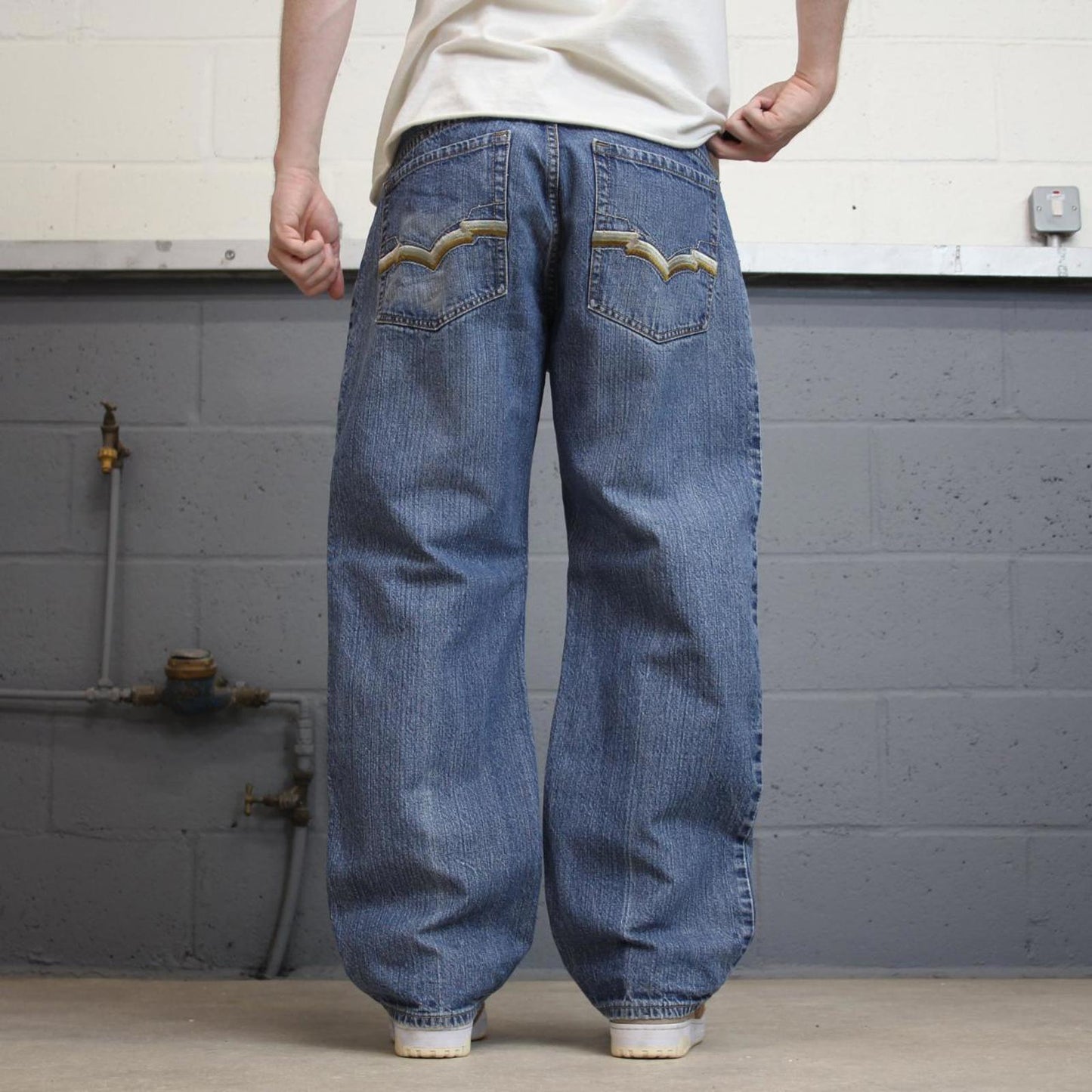 Baggy Blue Culture Jeans W34 L30 wide leg embroidered design 90s style skater jeans