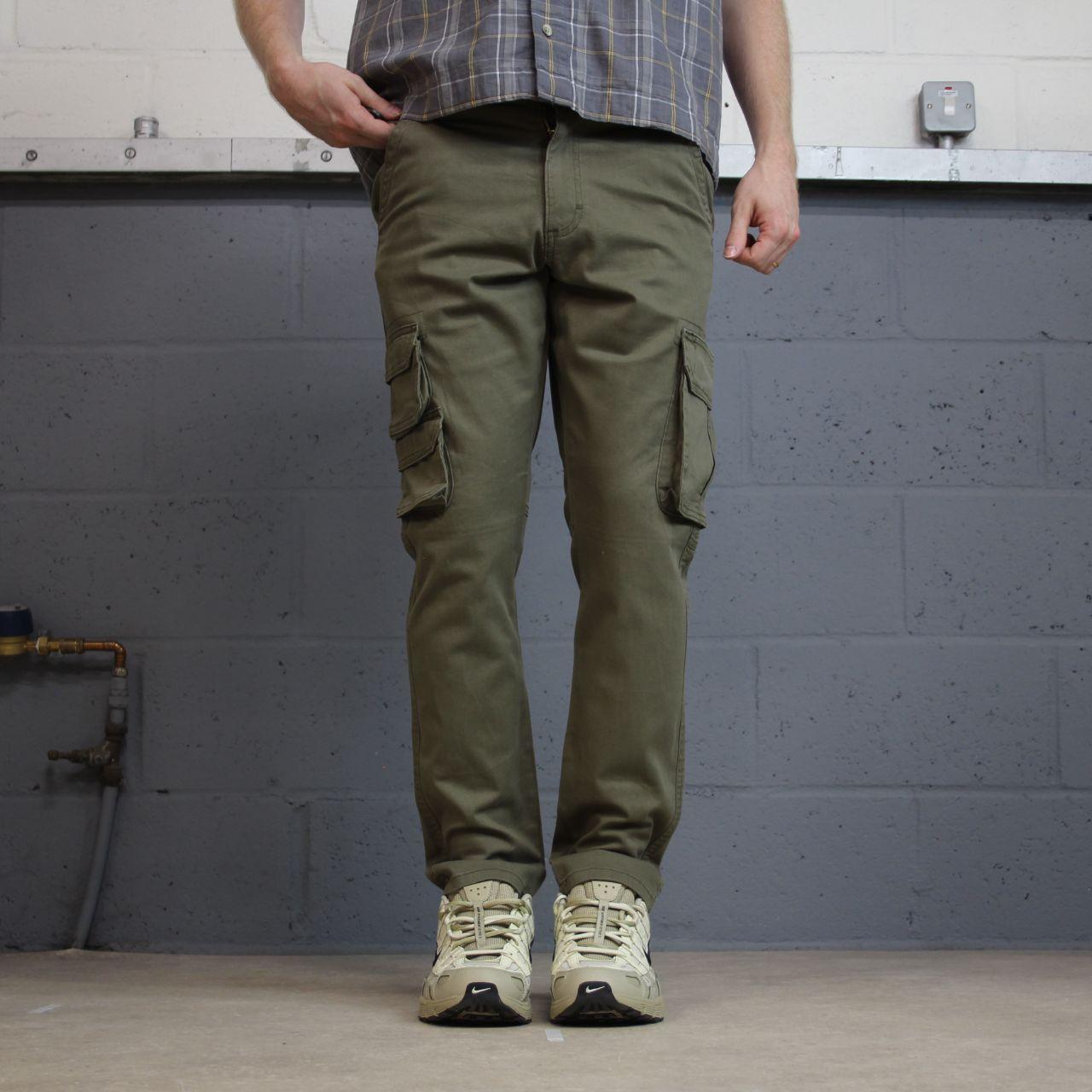 Wrangler cargo pants y2k khaki W30L30 Slim straight leg skater work utility pants