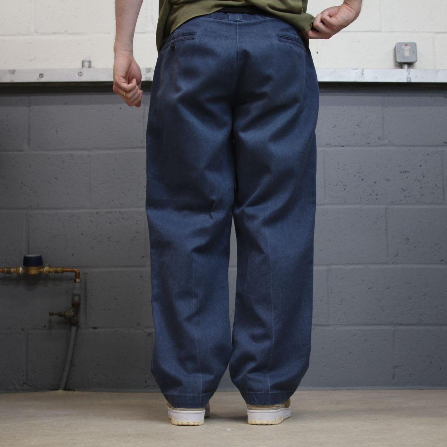 Dickies skater work pants navy loose straight leg fit Chino style skate trousers
