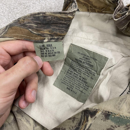 Wide leg baggy camo cargo pants Y2K brown USA made baggy trousers Advantage camouflage pattern