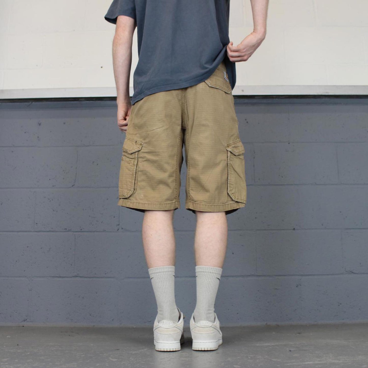 Carhartt cargo shorts W32