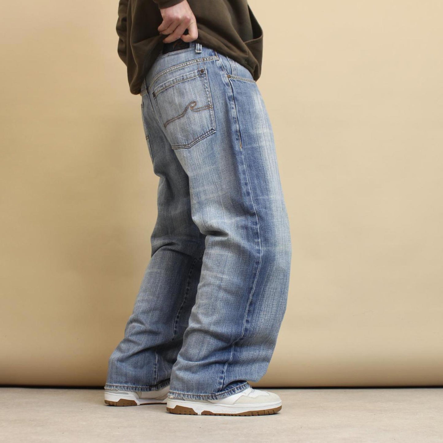 Blue baggy Request jeans W34L32