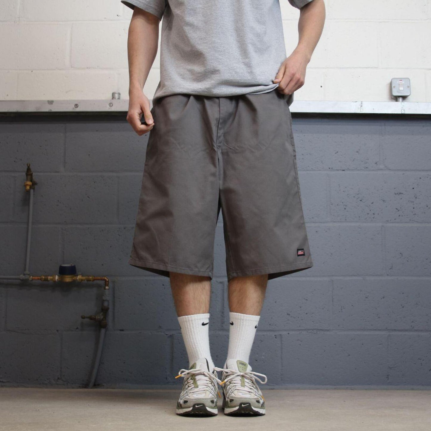 Extra baggy Dickies shorts carpenter grey Twill chino skater style shorts wide long leg