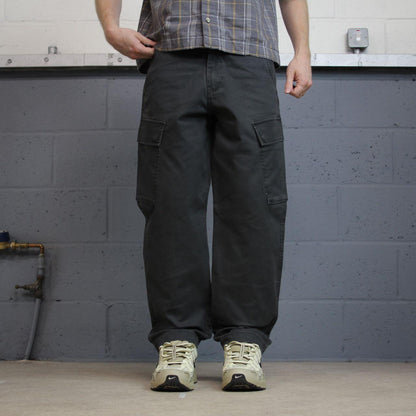 Levi’s cargo pants y2k W32L30 grey Straight leg utility skater style pants