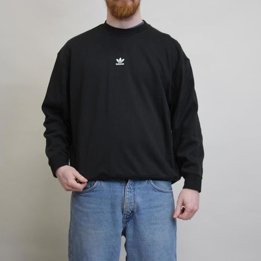 Black Adidas sweatshirt, size 14 loose pullover y2k boxy fit embroidered logo jumper