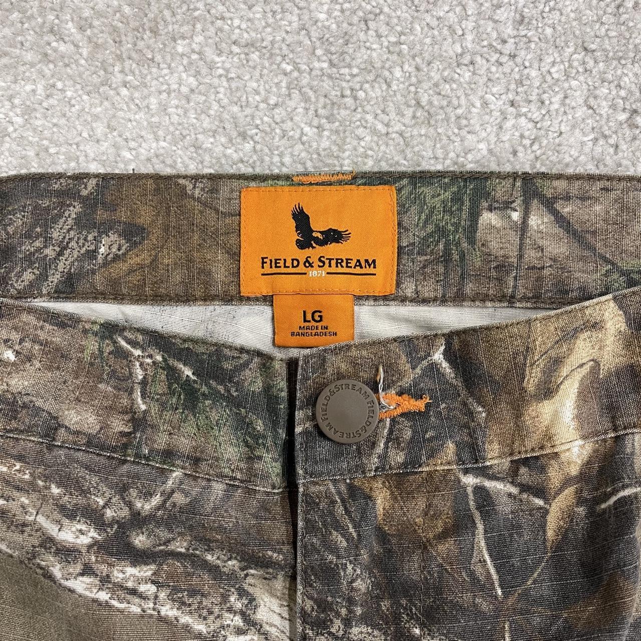 Realtree camo cargo pants Y2K khaki Field & Stream loose fit camouflage pattern