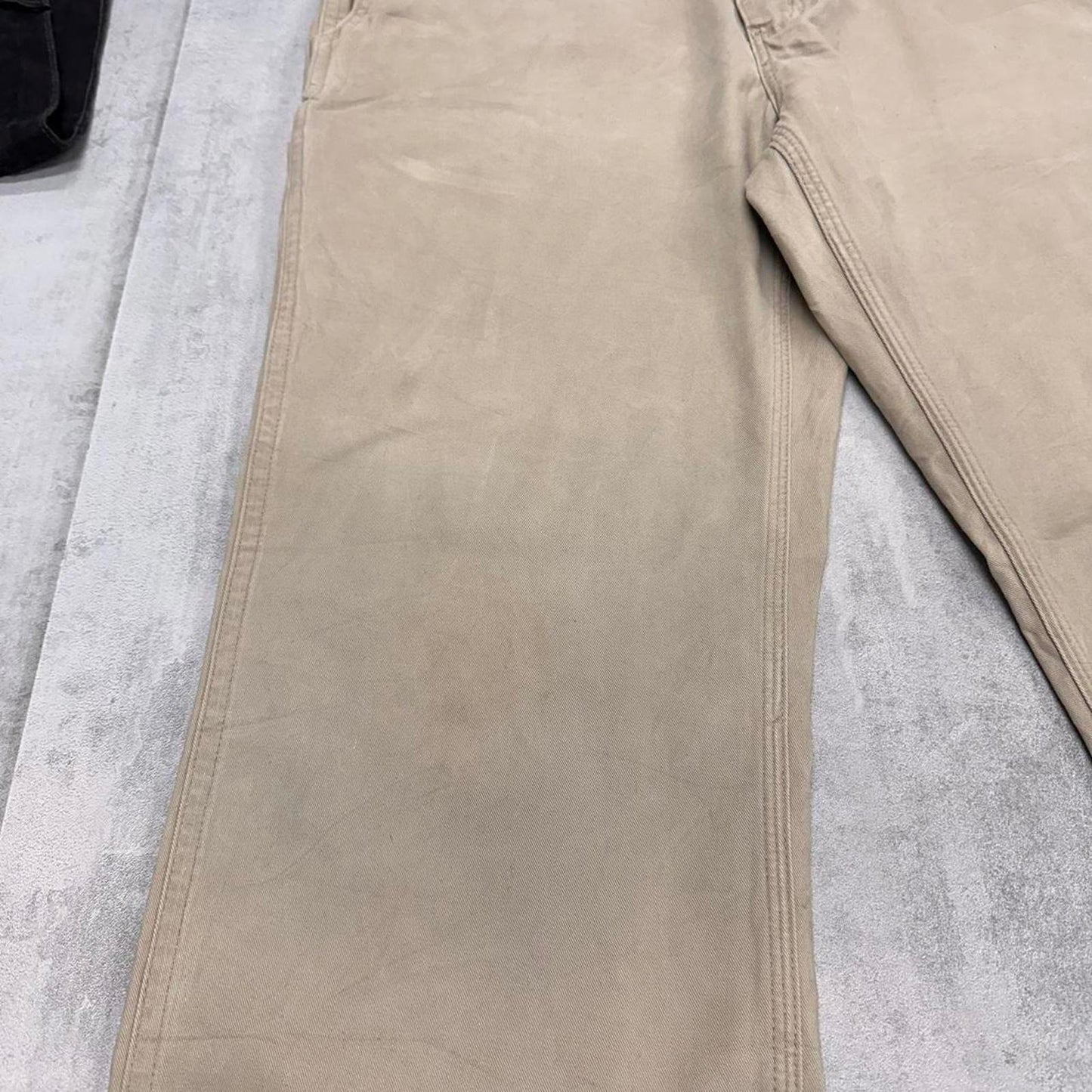 Beige Carhartt carpenter trousers W36L32