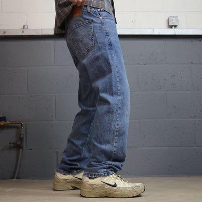 Levi’s 505 jeans Y2K W34L30 blue Levi’s straight leg surf style pants, red tab logo