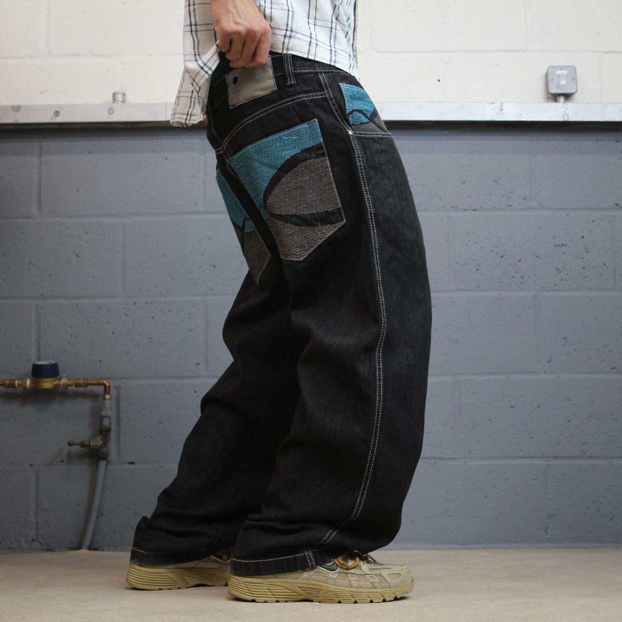 Baggy embroidered jeans y2k W36L31 black LOT29 wide leg skater style pants big embroidered designs