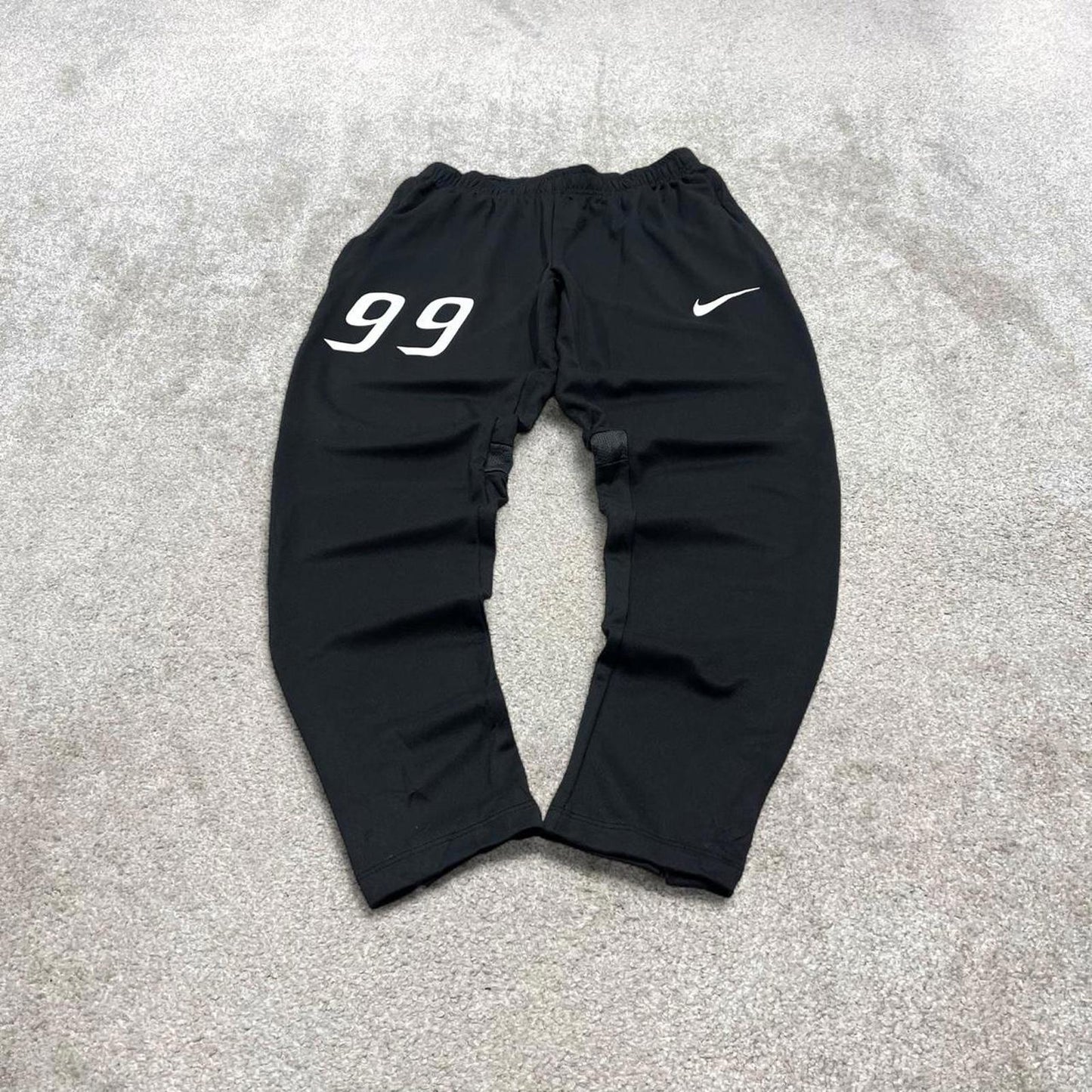Y2k Nike tracksuit bottoms Small men's black slim joggers casual Dri-Fit gym wear track pants
