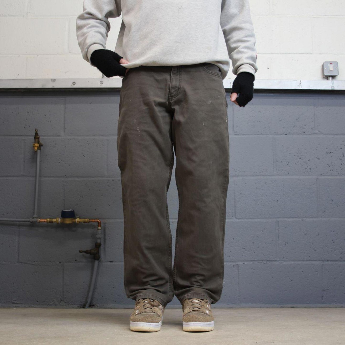 Carhartt carpenter pants W34L30 loose khaki relaxed fit skate pants