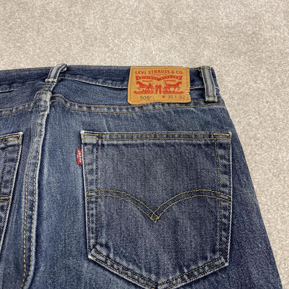 Y2K Levi’s 505 jeans W32L28 straight leg blue Straight fit 5 pocket pants belt loops red tab logo