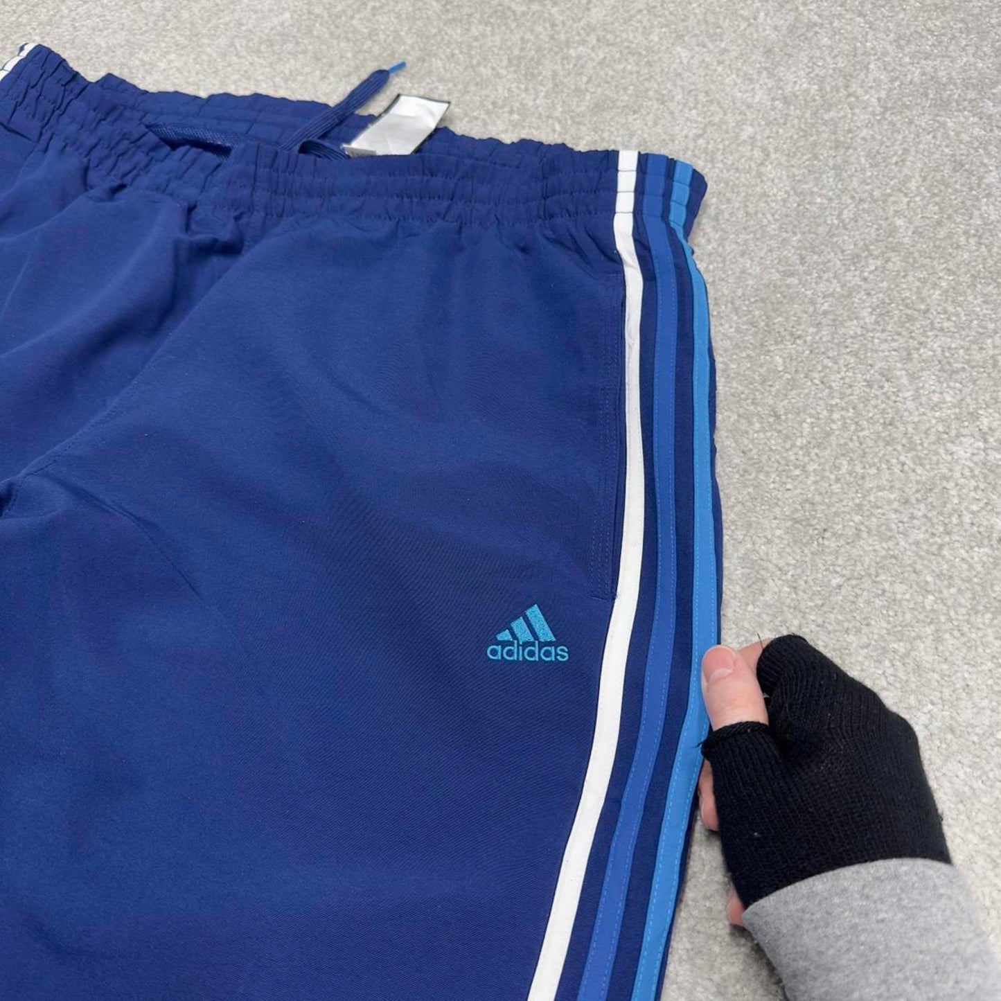 Vintage Y2K Adidas tracksuit bottoms navy Side stripe design mesh lined gym track pants