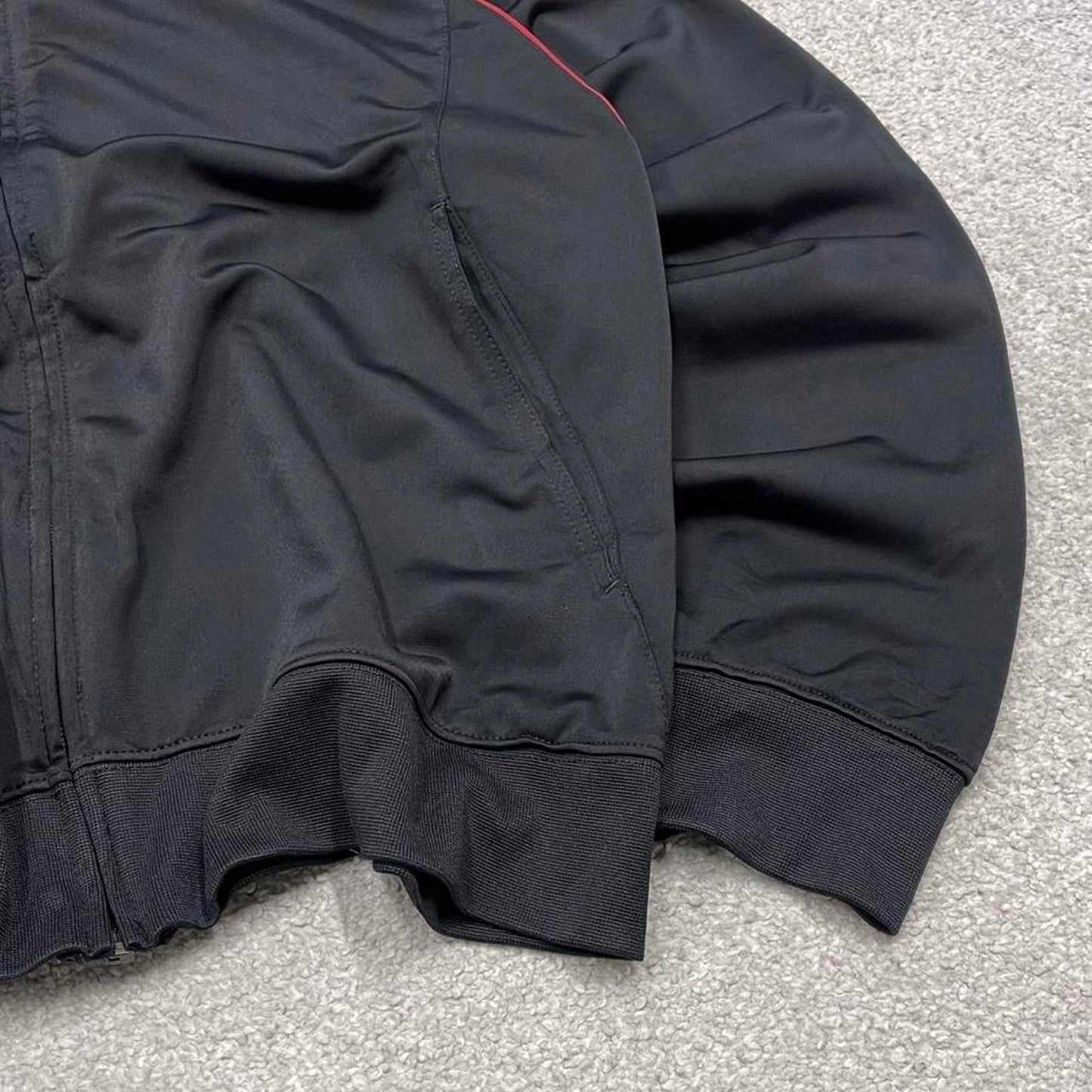 Y2k 00s Nike track jacket Large men's black full zip track suit top embroidered swoosh logo