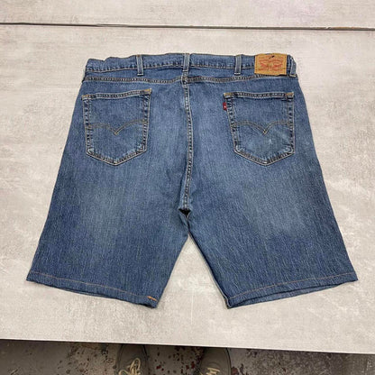 Mens Levi’s 505 jorts W40