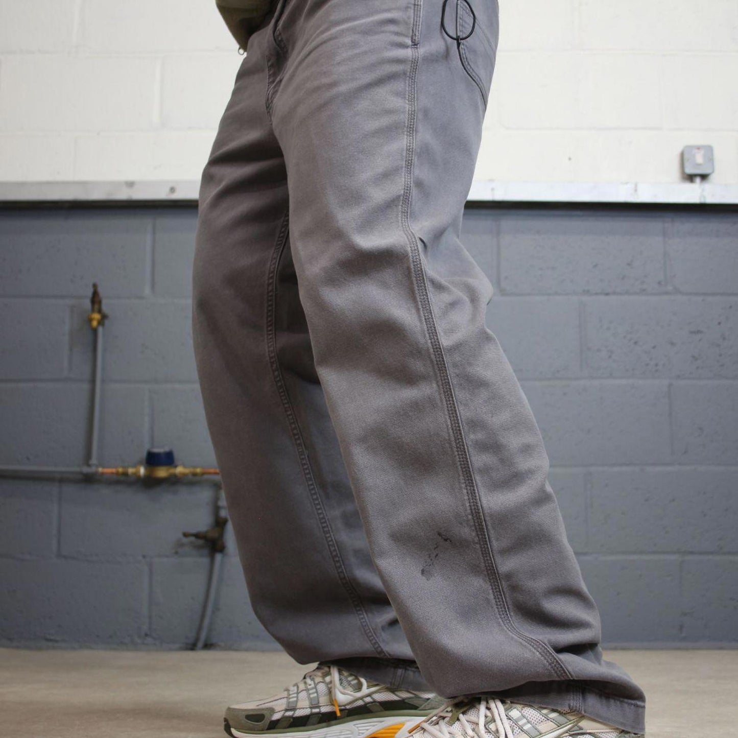 Vintage Carhartt carpenter pants grey 90s skater style W38L32 relaxed carpenters