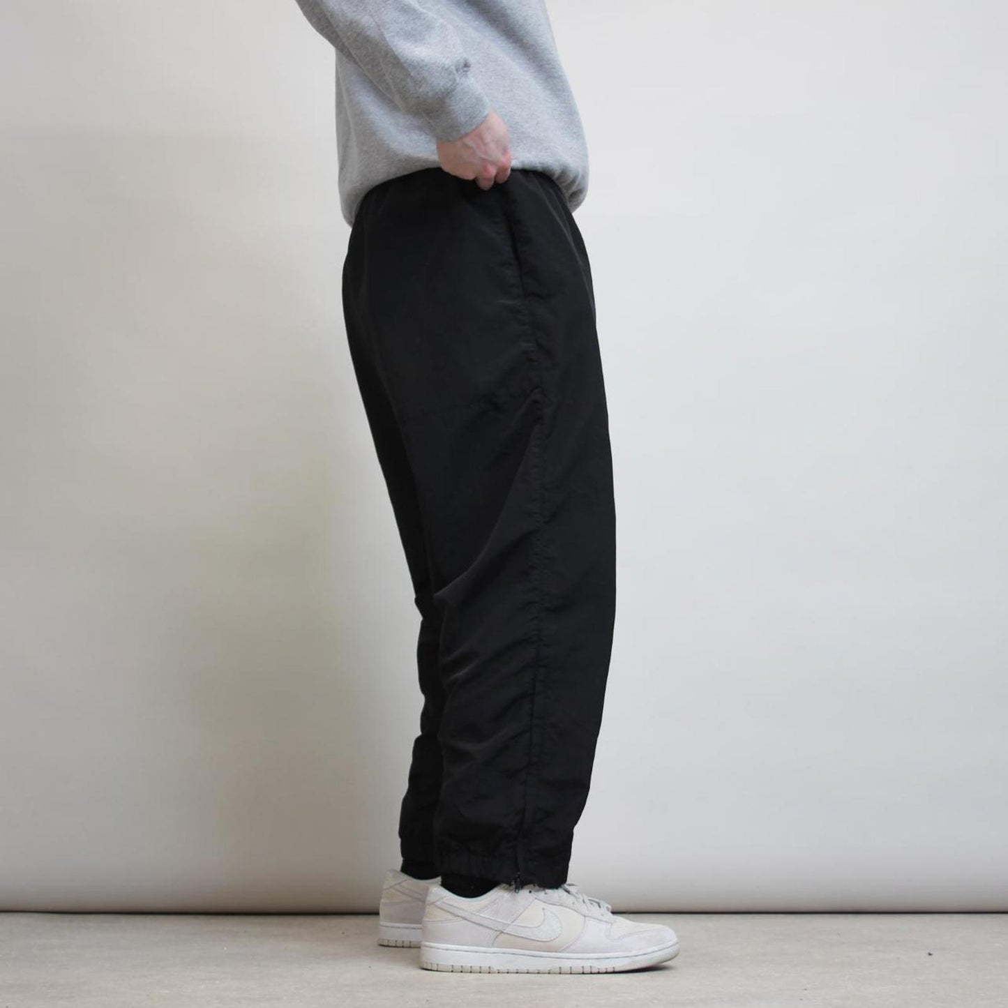 US Army tracksuit bottoms L